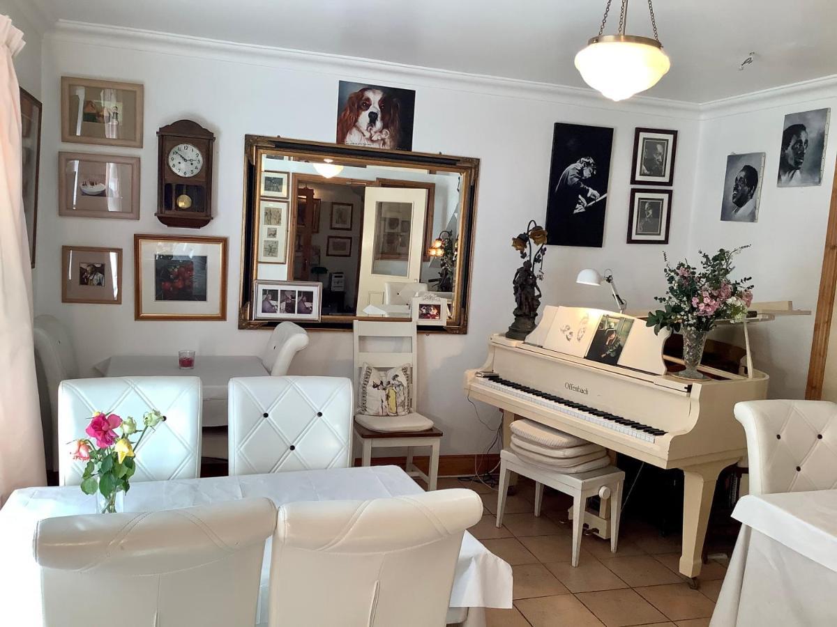 The Gallery B&B, The Glen, Kinsale ,County Cork Экстерьер фото