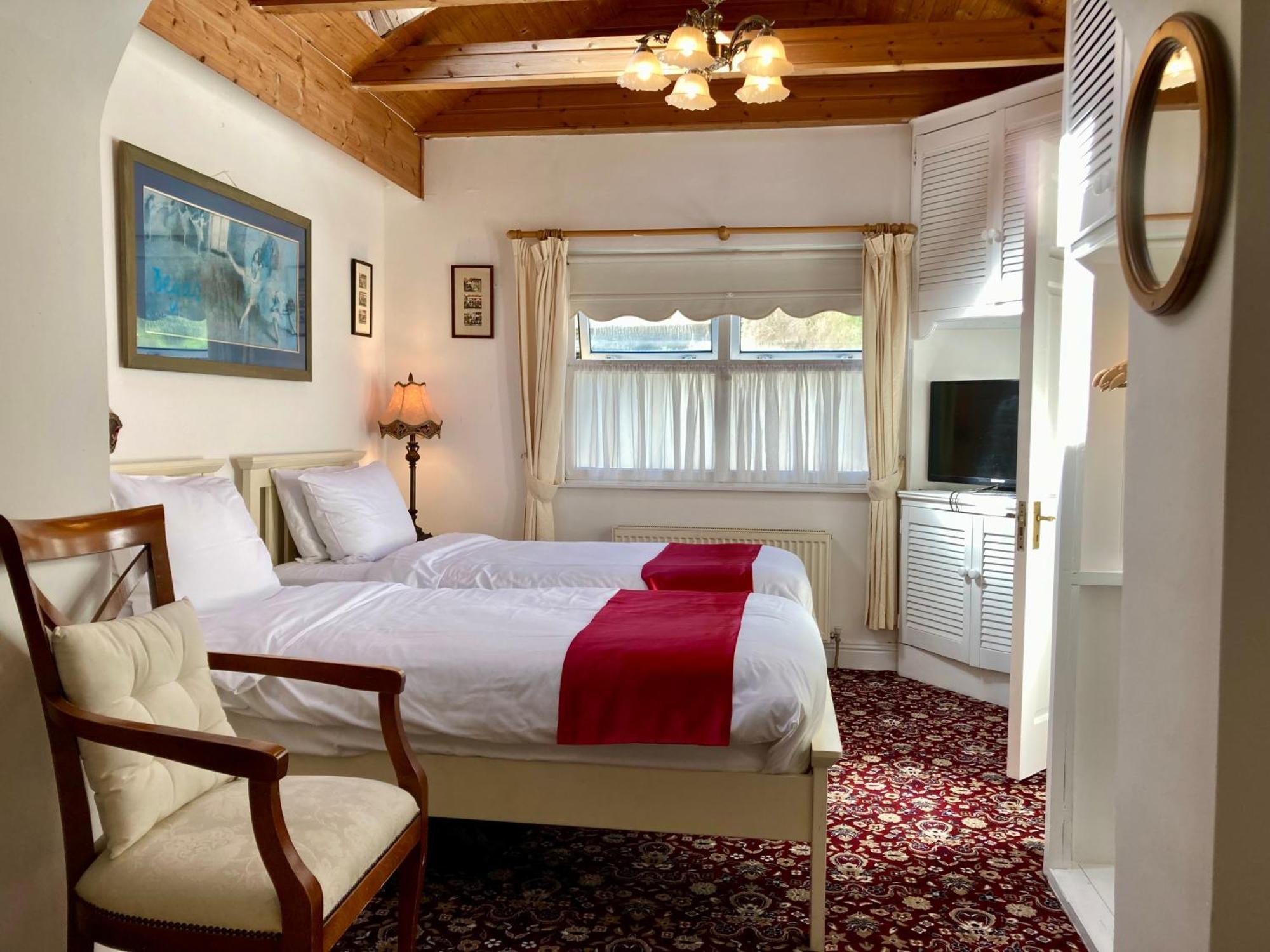 The Gallery B&B, The Glen, Kinsale ,County Cork Экстерьер фото